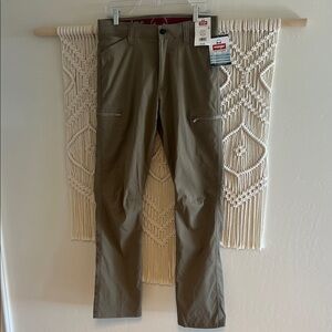 Wrangler Men's Tan Cargo Pants
